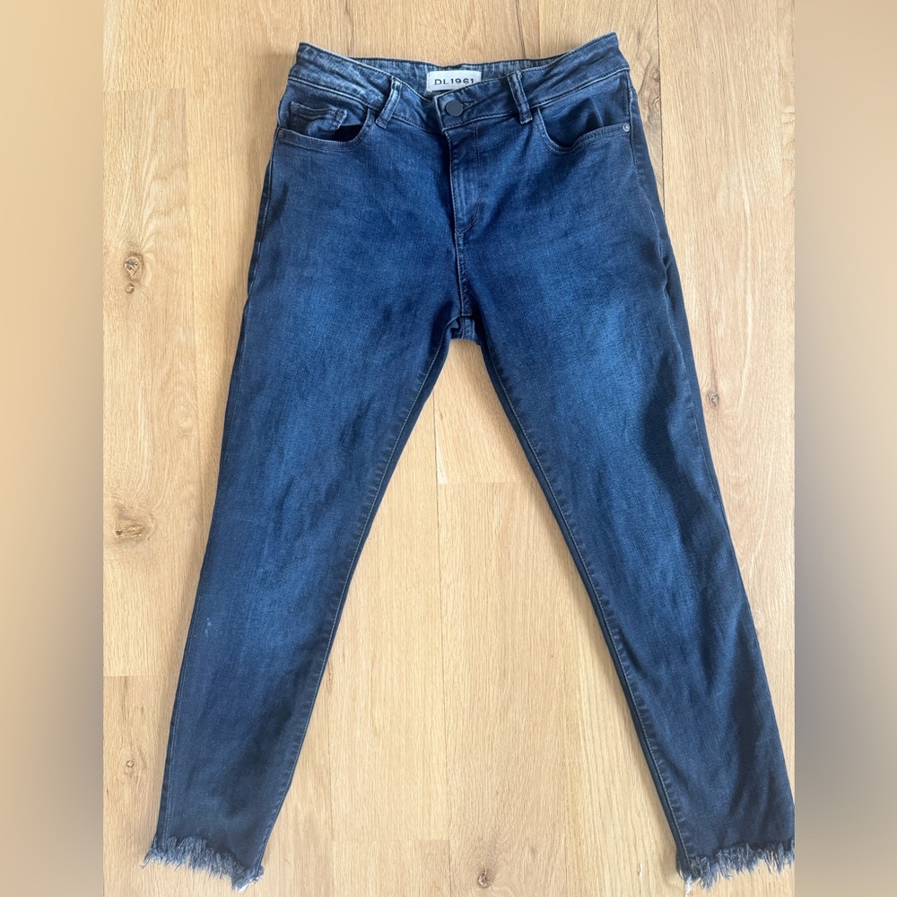 DL1961 Instasculpt Skinny Jeans Women’s 27 Dark Wash Raw Hem Stretch Denim